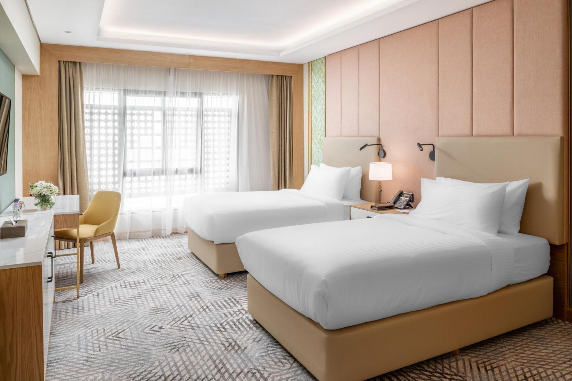 Taiba Suites Madinah Медина Екстериор снимка Deluxe Room