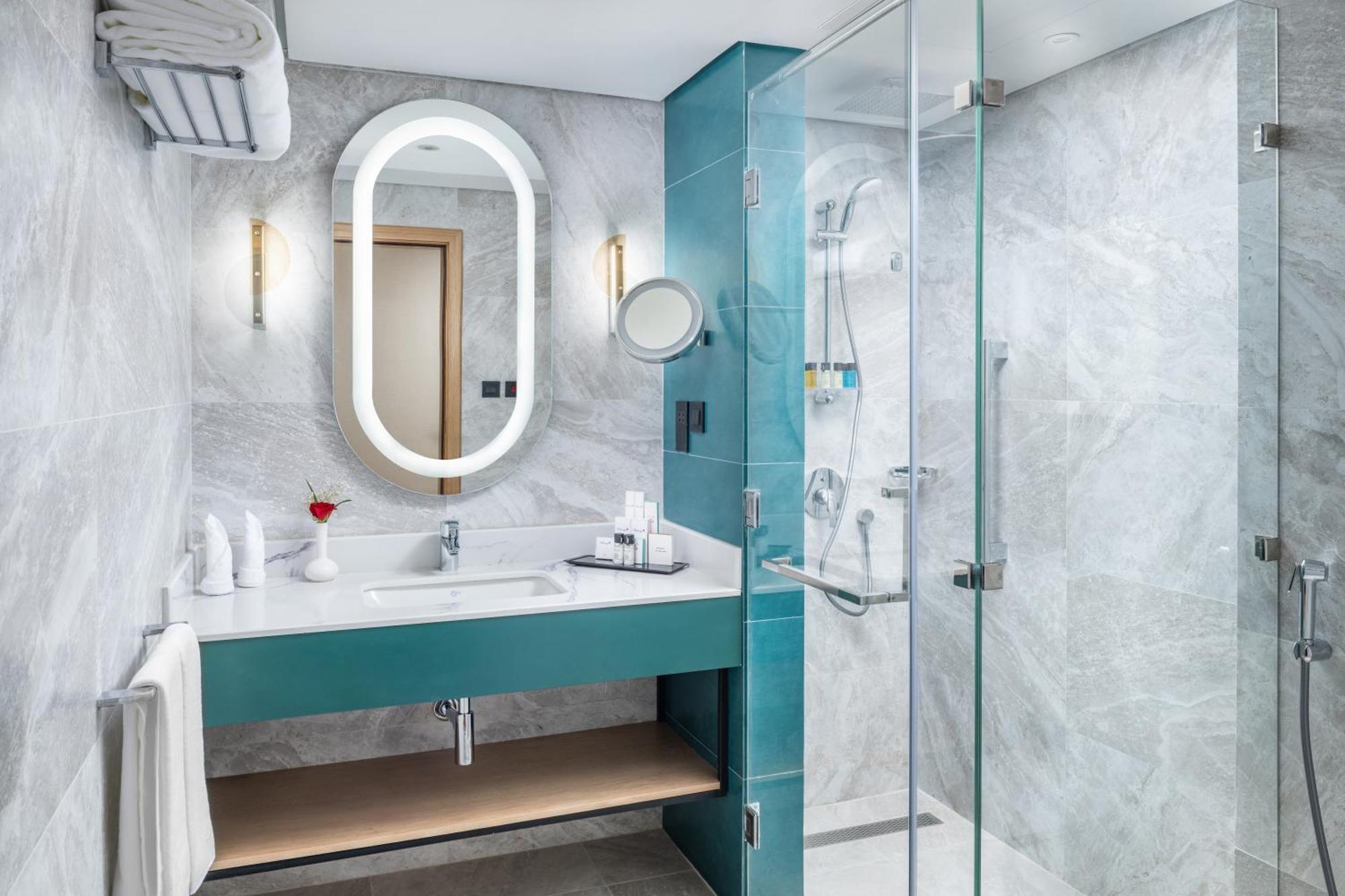 Taiba Suites Madinah Медина Екстериор снимка Bathroom