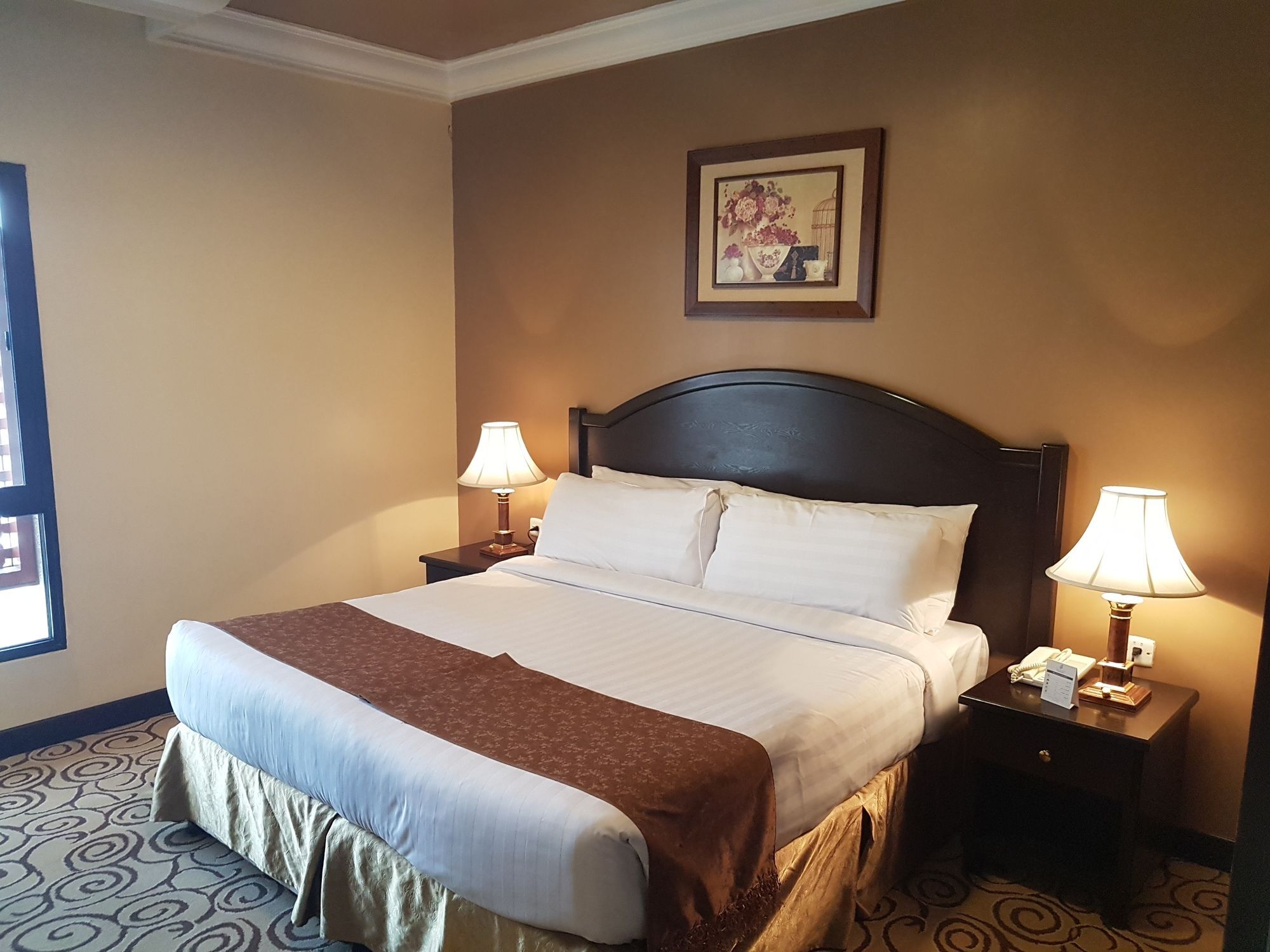 Taiba Suites Madinah Медина Екстериор снимка A bedroom at the hotel