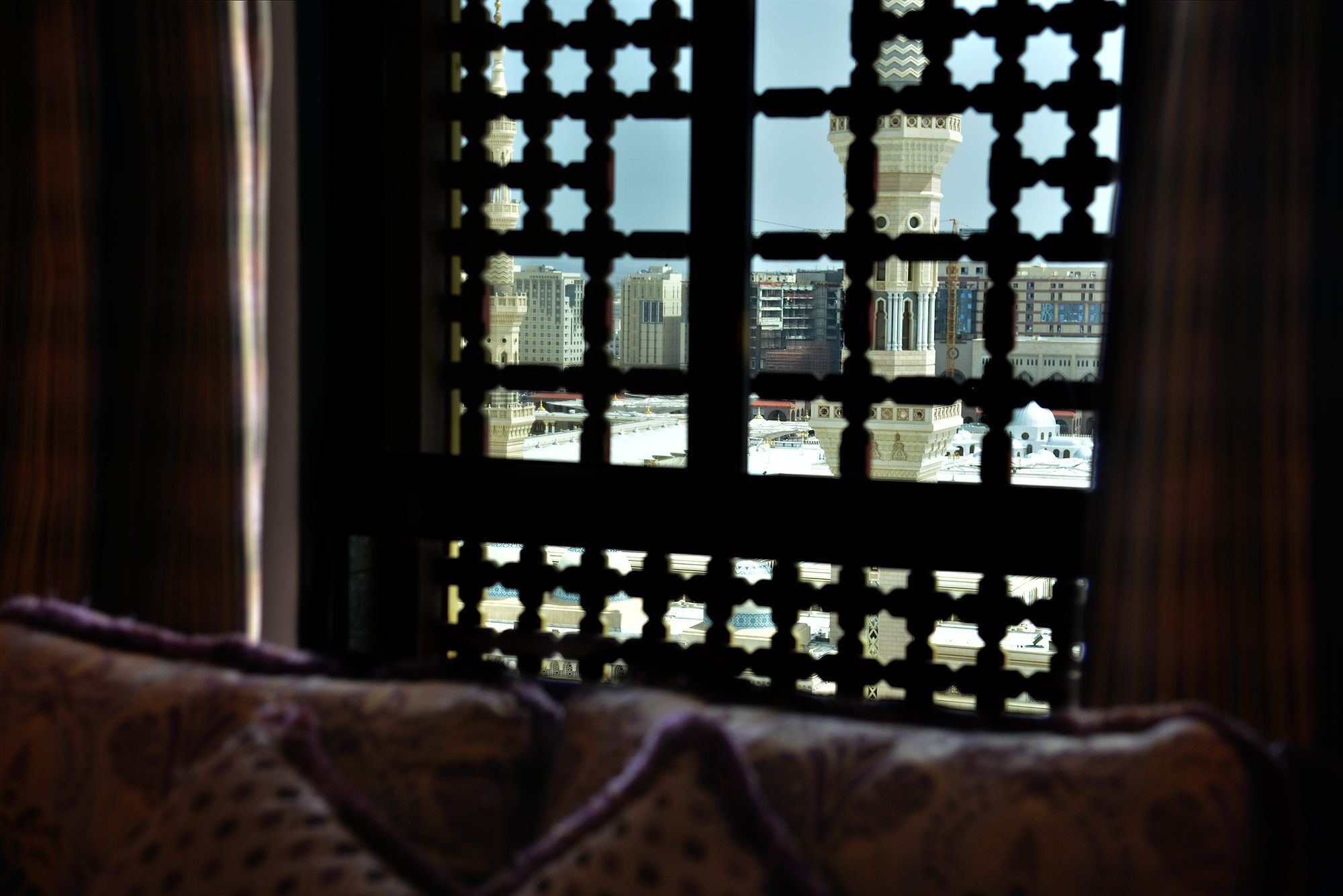 Taiba Suites Madinah Медина Екстериор снимка View of the Grand Mosque from the hotel